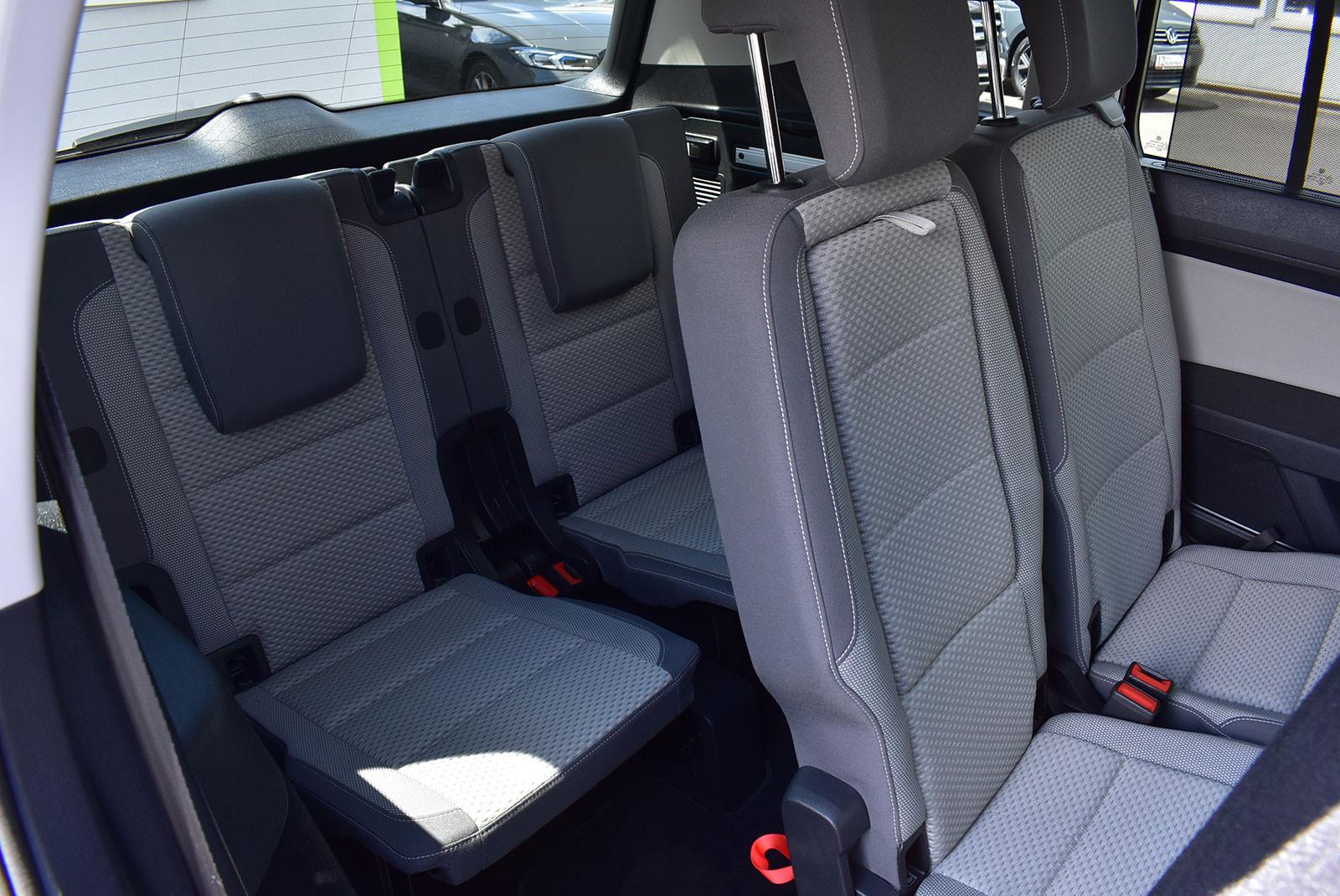 Volkswagen Touran Comfortline IQ.LIGHT+Kamera+7-Sitzer+ACC, миниатюра 14