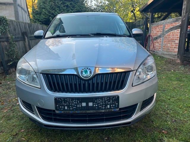 Skoda Fabia Combi Ambition 1.6 TDI Klima TÜV-05/2027