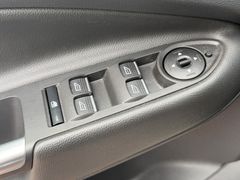 FORD Kuga Titanium*Xenon*Sitzh.*Navi*Klima*