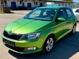 Skoda Fabia Ambition*DSG*Klima*1.Hand*Limited Edition - Skoda Fabia: Grün