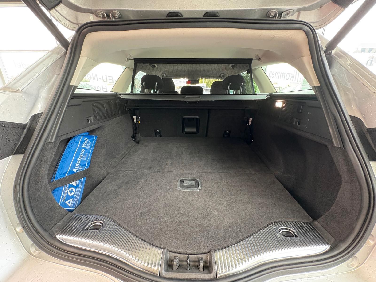 Fahrzeugabbildung Ford Mondeo Turnier Trend