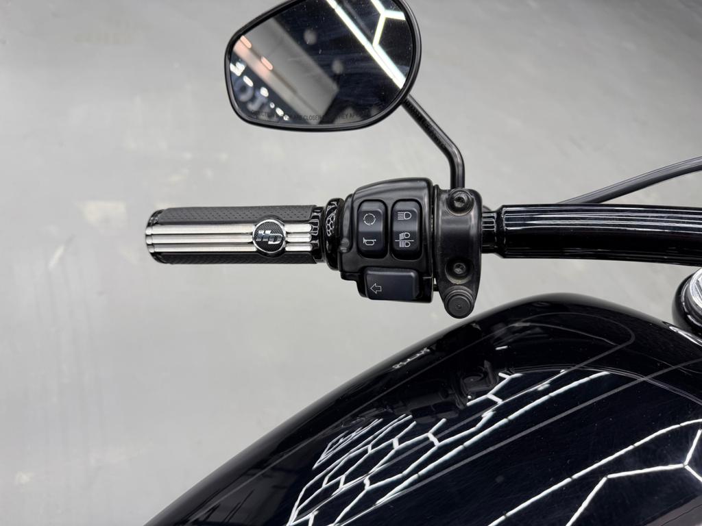 Harley-Davidson Breakout 114, Foto 16 von 24