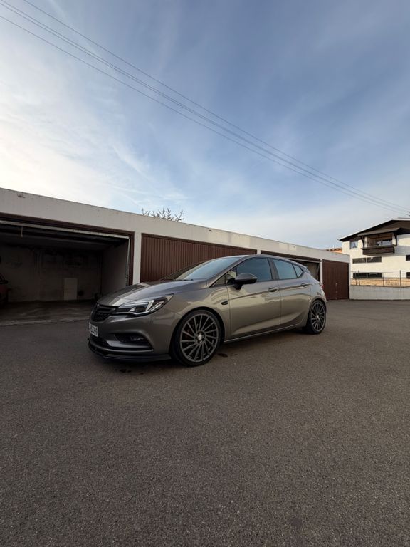 Image of Opel Astra