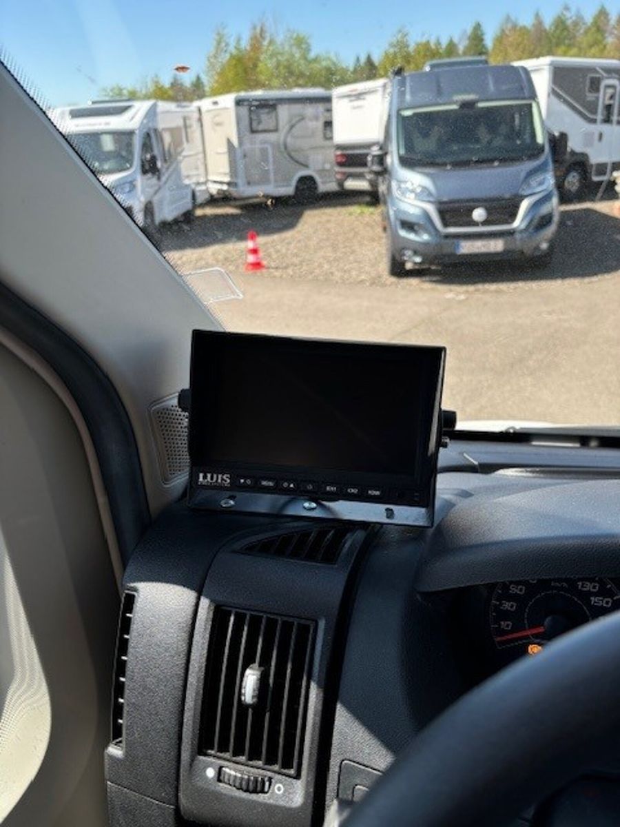 Fahrzeugabbildung Eura Mobil Profila One 690 EB SAT,Markise,Rückfahrkamera