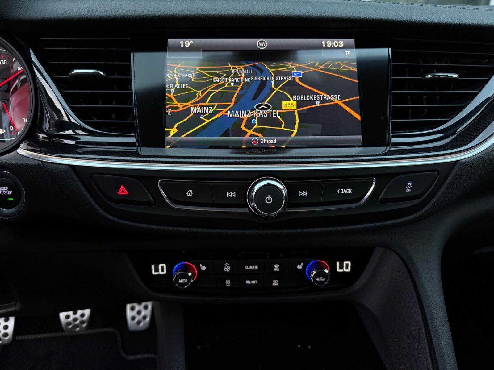 Fahrzeugabbildung Opel Insignia B Grand Sport Dynamic/LED/R-Kamera/Temp