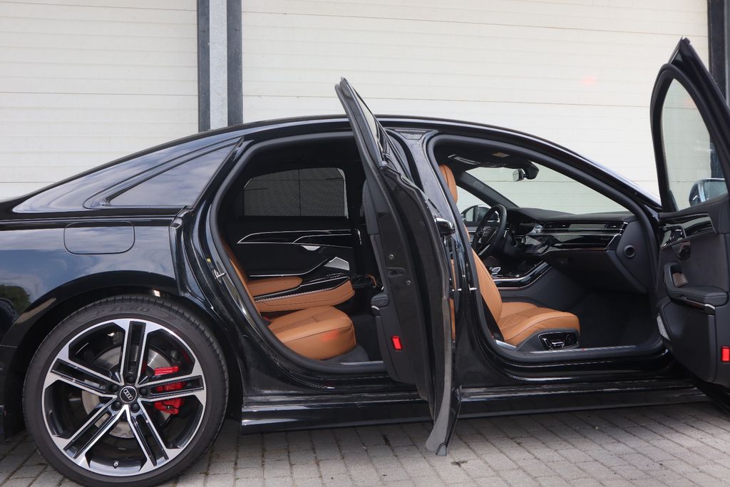 Image of Audi S8