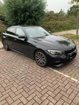 BMW 320d Automatik M Sport  - BMW 320 Gebrauchtwagen in Bremen
