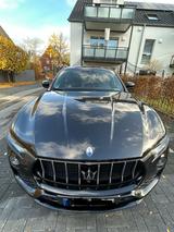Maserati Levante Benzin 3.0 V6 Executive Pano Vollleder
