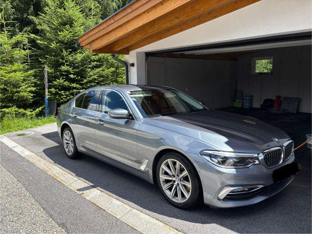 BMW 520d xDrive A Luxury Line Luxury Line