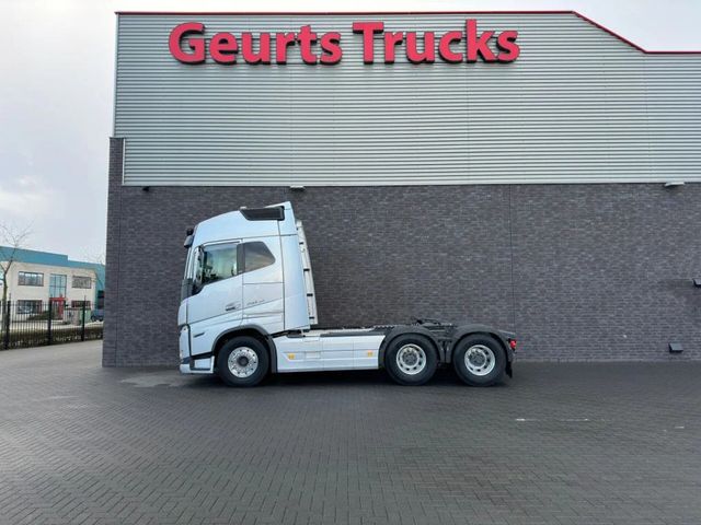 Volvo FH 16.750 6X4 TREKKER/TRACTOR/SZM EURO 6 HYDRAUL