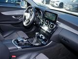 Mercedes-Benz C 180 Avantgarde MBUX LED AHK Cam Navi Keyl PTS - Mercedes-Benz C 180 mit Benzin-Antrieb: Weiß, Limousine