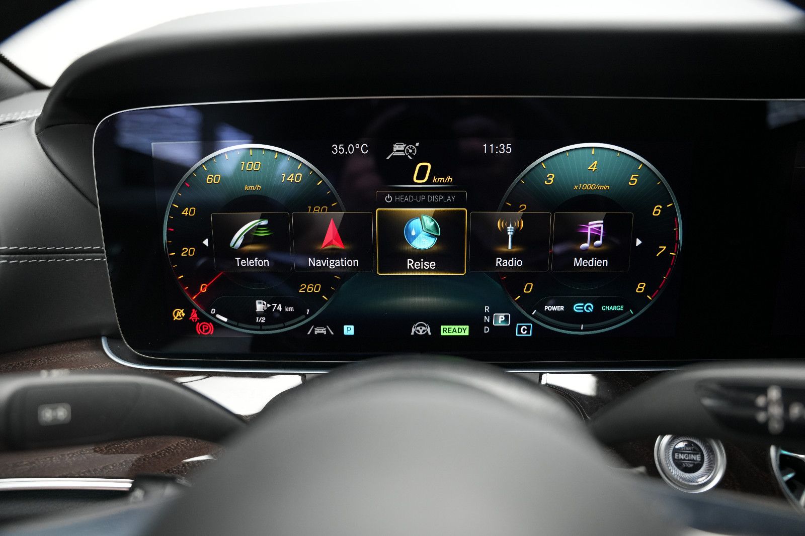 Fahrzeugabbildung Mercedes-Benz E 450 Cabrio AMG/BURMESTER/HUD/AMBIENTE/MASSAGE/