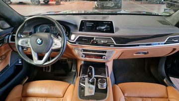 BMW 730 - 8