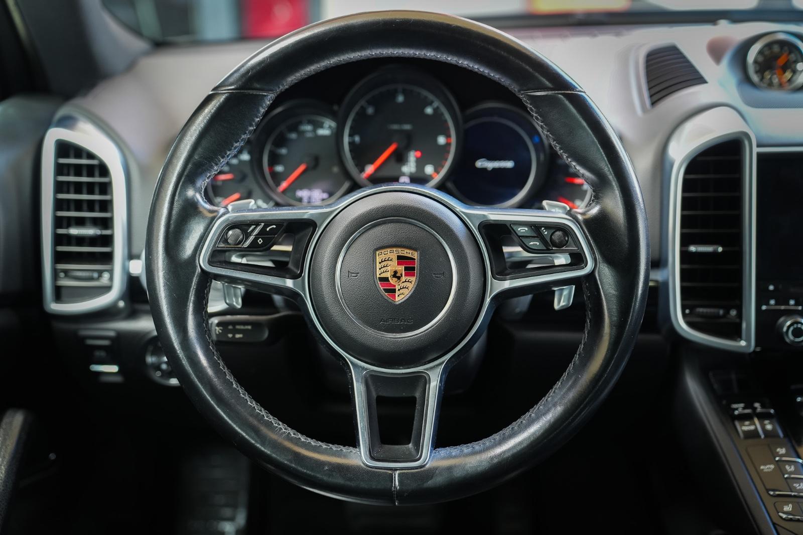 Porsche Cayenne * SHZ/Klimaaut./Temp./AHK*