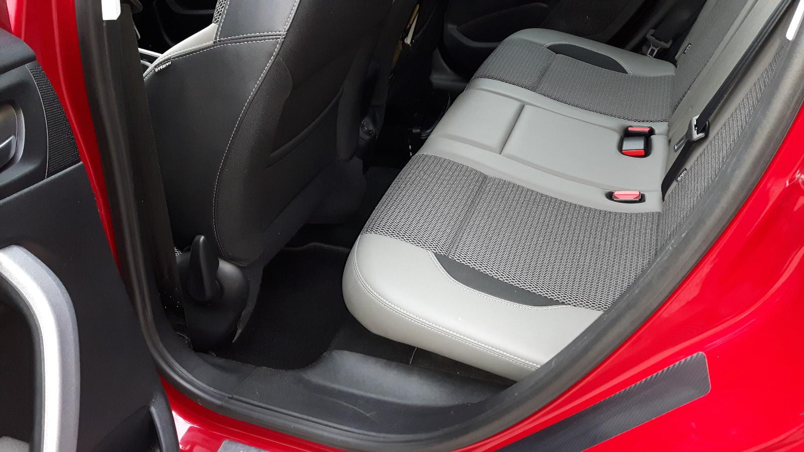 Peugeot 2008 1,2 PureTech 110  Allure