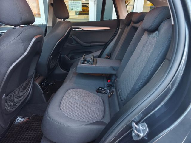 BMW X1 sDrive 18 d*LED*AHK*Navi*SHZ*Kamera*PDC*