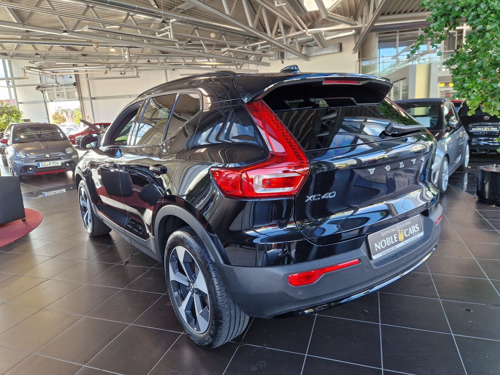 Fahrzeugabbildung Volvo XC40 Ultra Dark PANO KLIMA ALU AHK NAVI