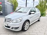 Mercedes-Benz B 180,Automatik,Sitzheizung,Klima,Teilleder,PDC - gebrauchte Mercedes-Benz B 180 aus dem Jahr 2010