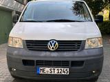 Volkswagen VW T5 Transporter - 64000 gelaufen - VW T5 Transporter in Duisburg