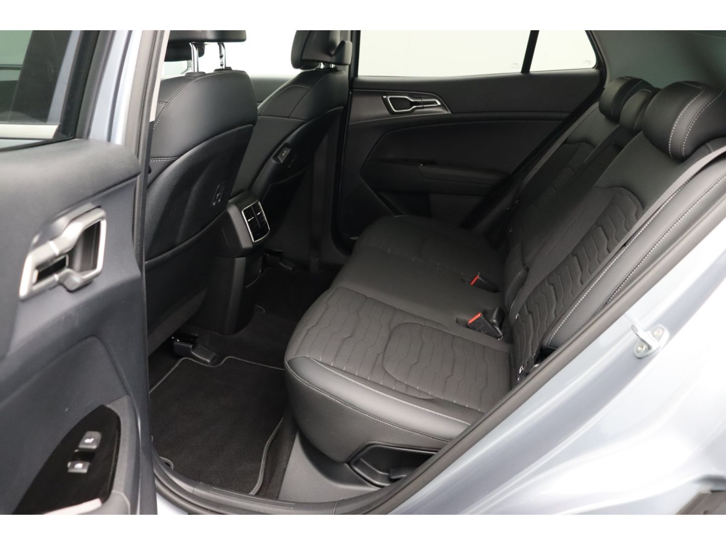 Fahrzeugabbildung Kia Sportage 1.6 T-GDI Plug-in Hybrid 4WD LED Kamera