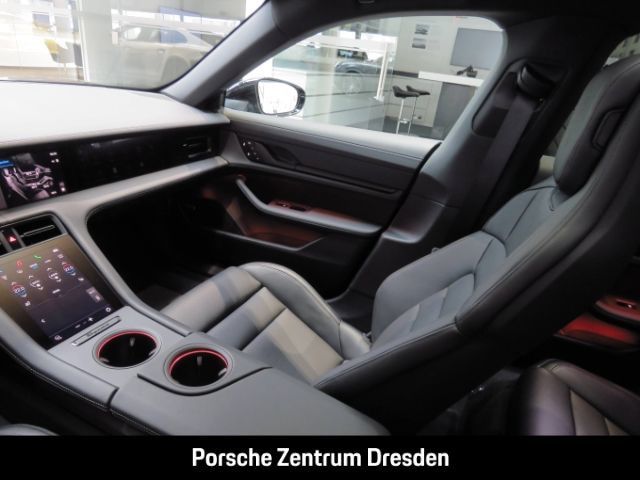 Porsche Taycan - Bild 30