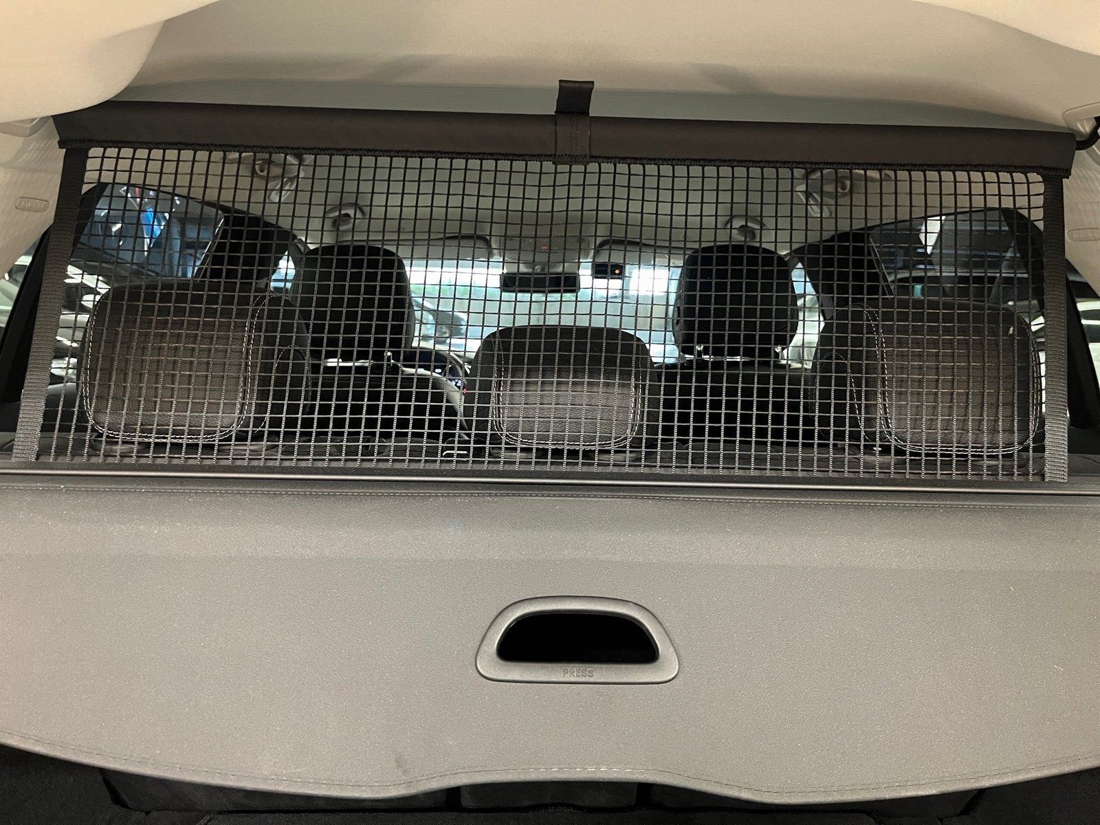 Fahrzeugabbildung Mercedes-Benz C 180 T Avantgarde Comand*LED*Kam*Carplay*Ambie*