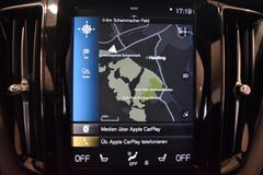 VOLVO XC60 D5 AWD~R Design~Leder~Business~I-safe~21"