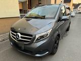 Mercedes-Benz Mercedes Benz V-Klasse 250d 4Matic - Mercedes-Benz E 250: Van