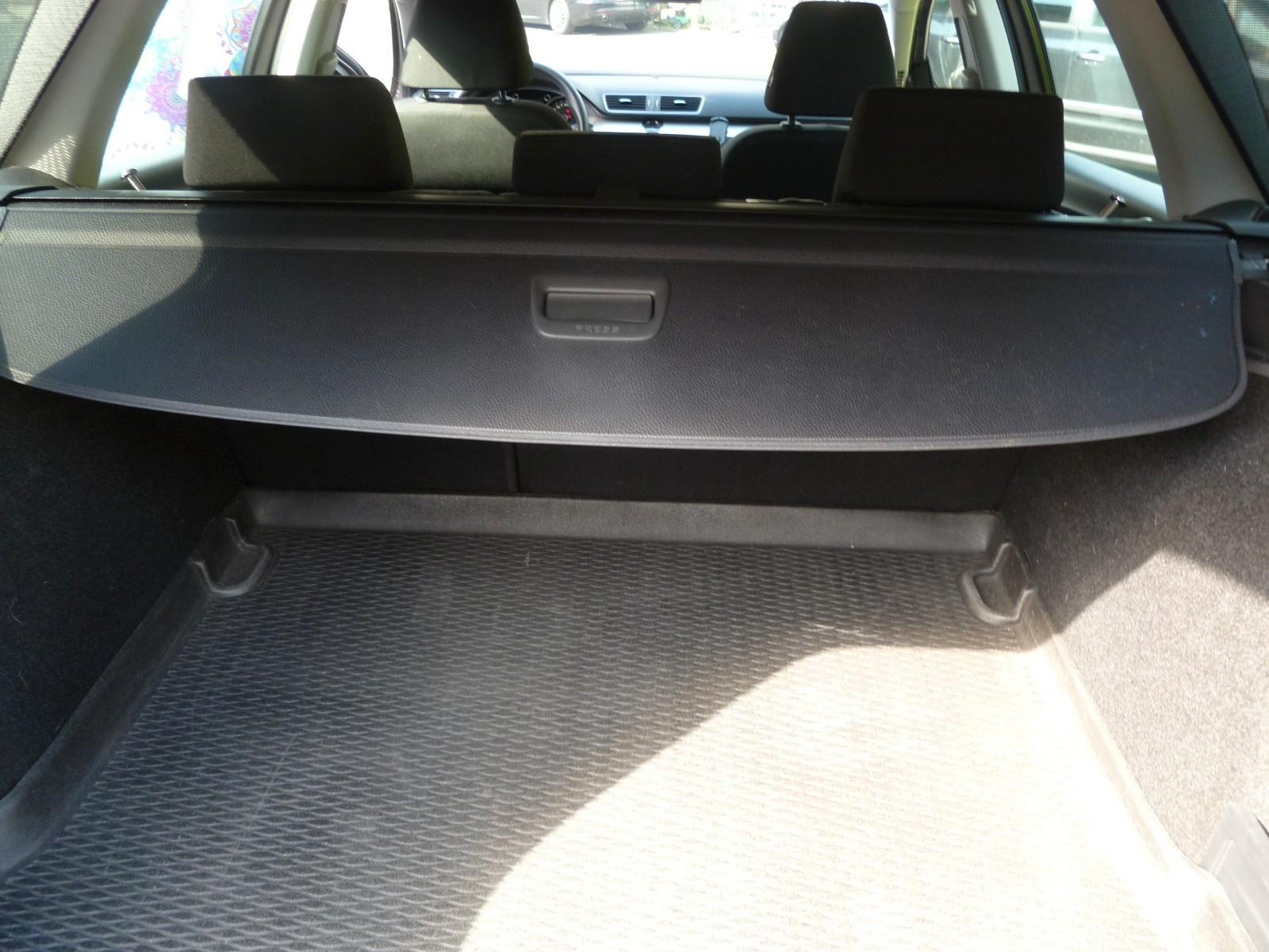 Volkswagen Passat 2011 — photo 7