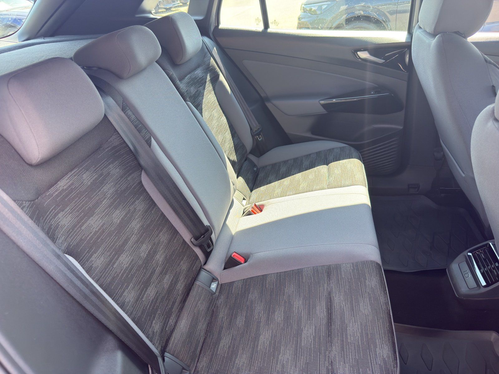 Fahrzeugabbildung Volkswagen ID.4 Pro Performance W mit Infotainment-Paket