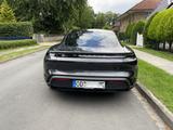 Porsche Taycan Perf.+ Pano 20' BOSE InnoDrive Approved - Porsche Taycan von privat