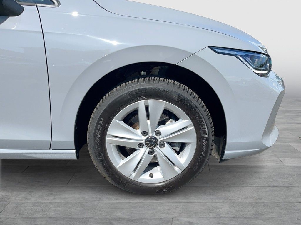Volkswagen Golf - Bild 9