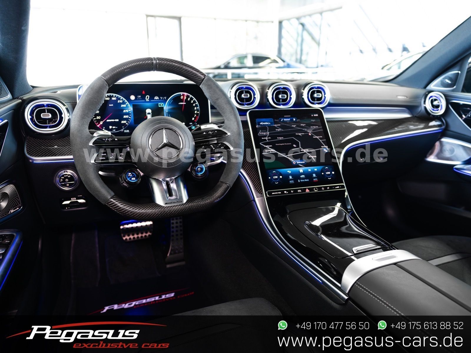 MERCEDES-BENZ C 63 AMG - 35