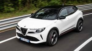 Alfa Romeo Junior 1.2 MHEV Speciale DCT6 Ibrida Sportpaket