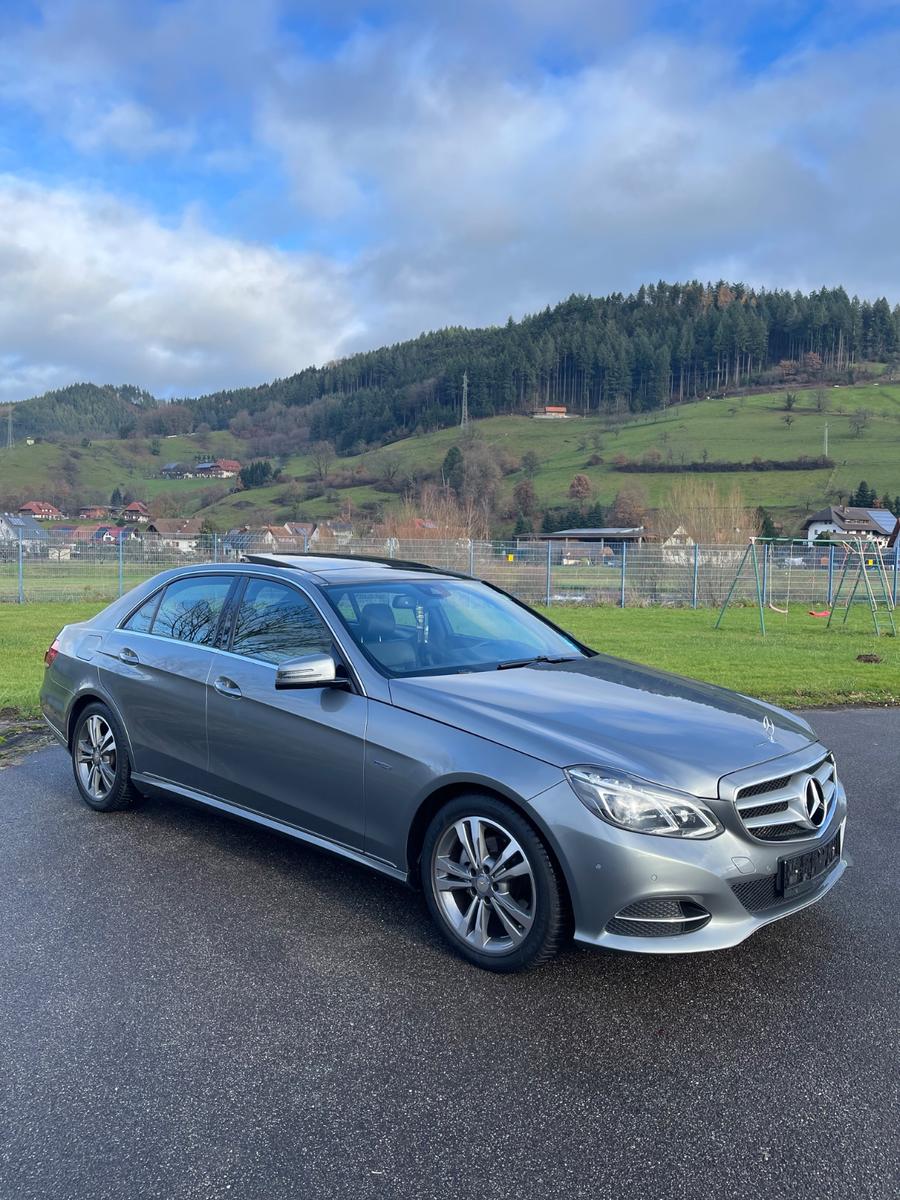 Mercedes-Benz 2015 E 220 BlueTEC BE Autom.