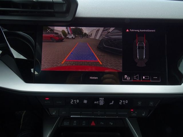 A3 Sportback 35 TFSI S-tronic S line / Matrix