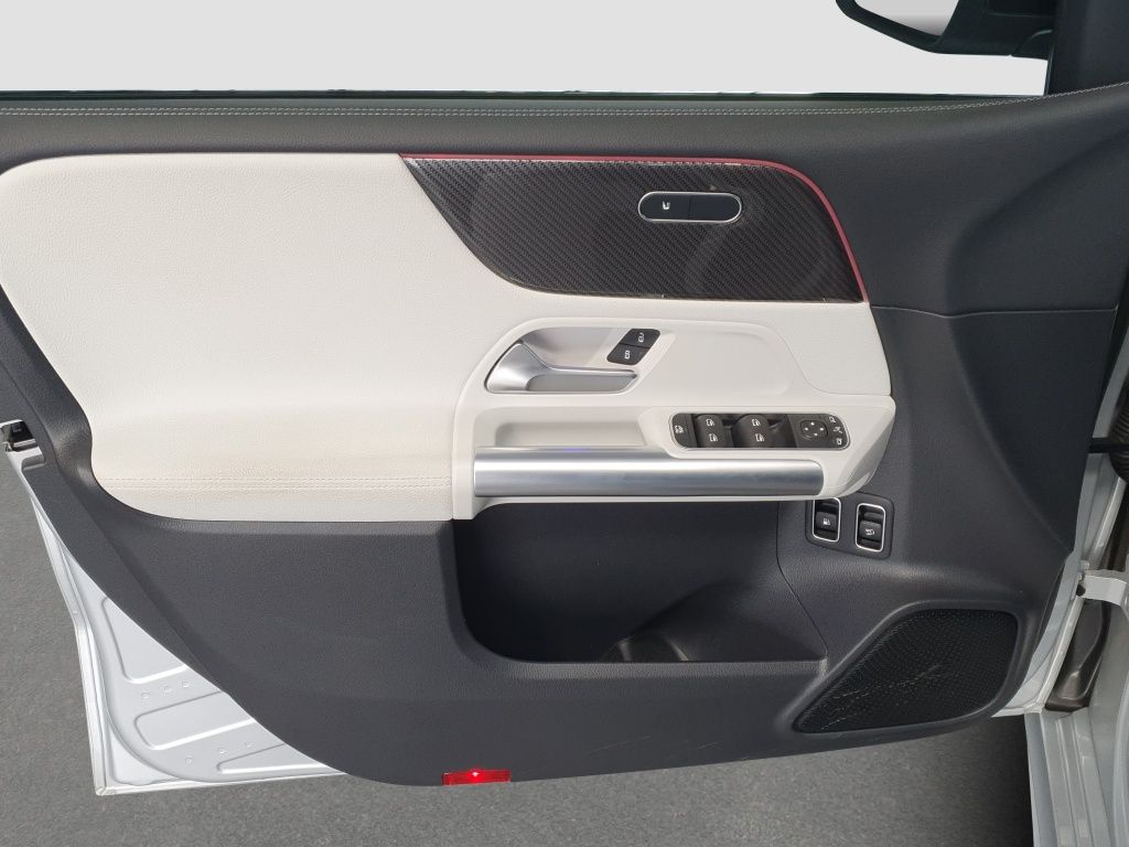 Fahrzeugabbildung Mercedes-Benz B 250 e AMG Line*Night Paket*el. Heckklappe