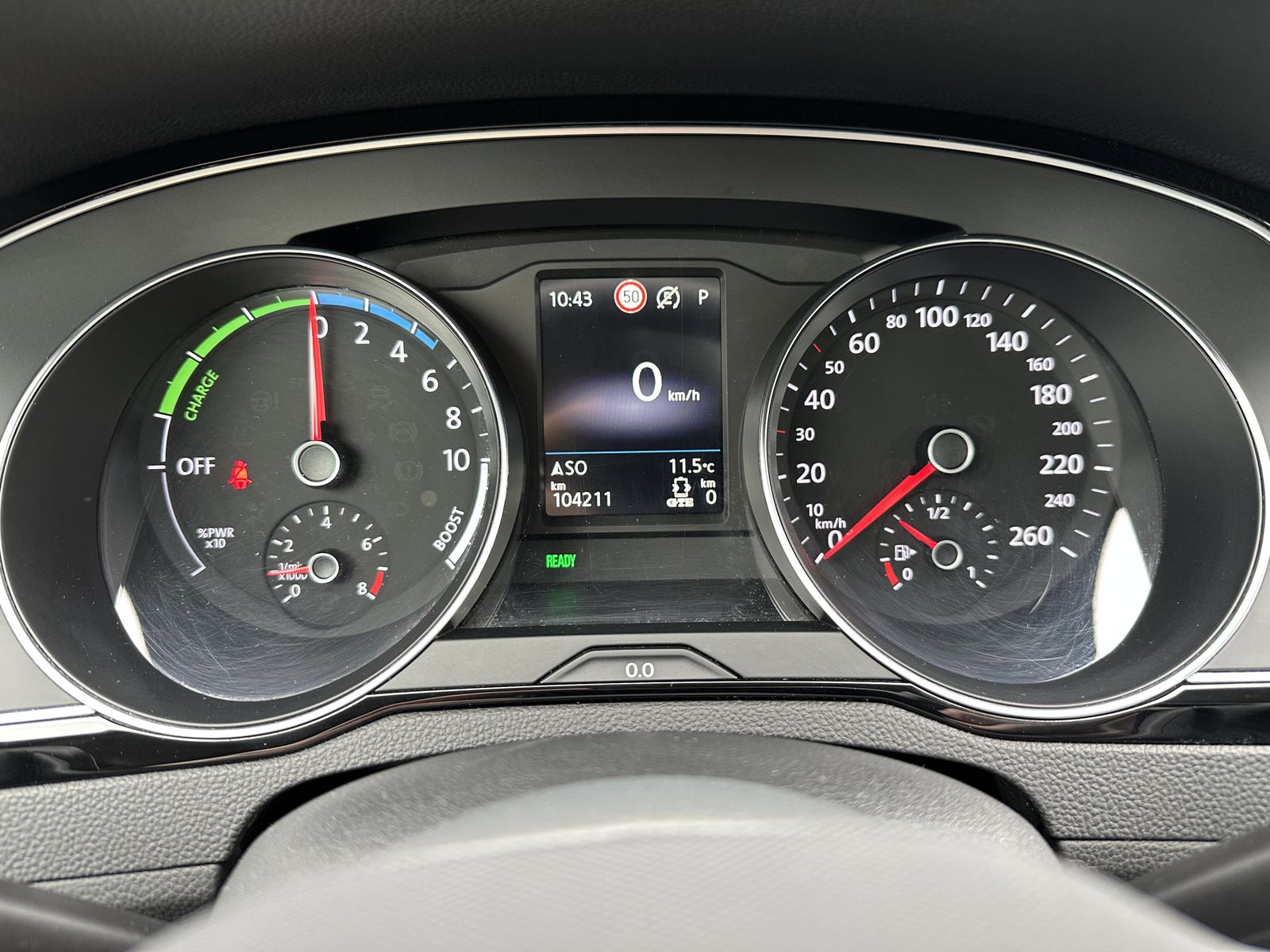 Fahrzeugabbildung Volkswagen Passat Variant GTE NAV+MATRIX+ACC+PANO+AHK+17ZO