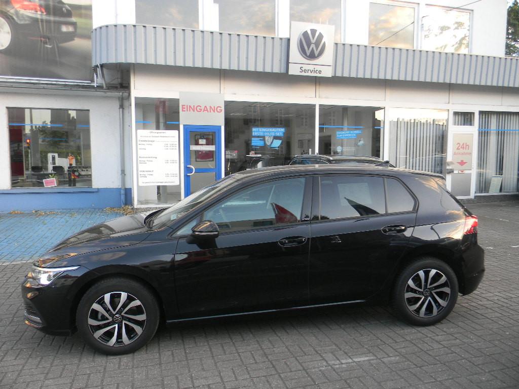 Volkswagen Golf VIII Lim. Active 1,5 TSI 110Kw 6 Gang STH