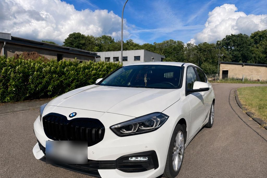 Image of BMW 118
