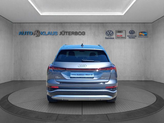 Q4 45 e-tron quattro S line Wärmepumpe Leder