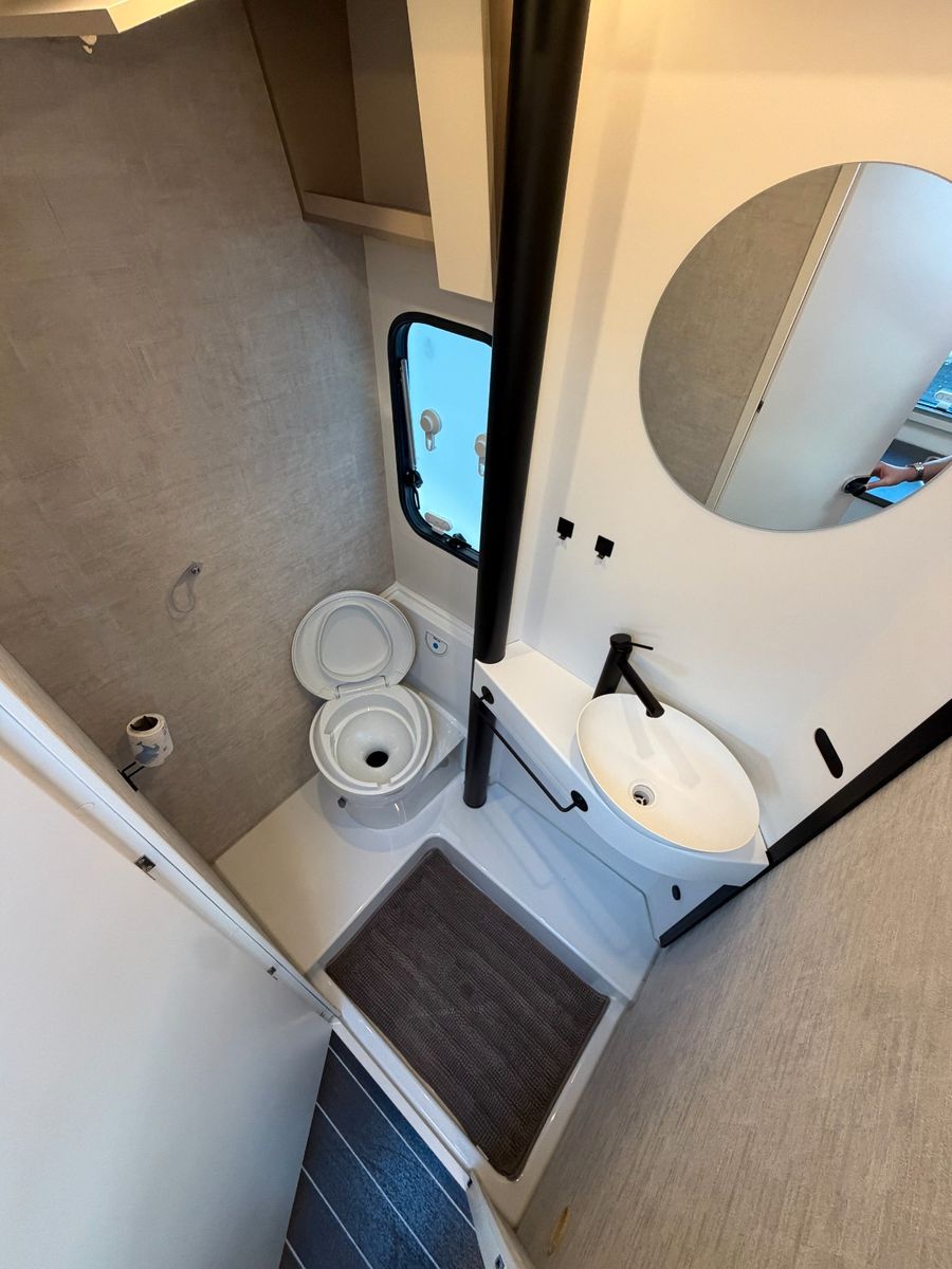 Fahrzeugabbildung XGO Dynamic 39 Lounge - Markise, Fahrradträger -