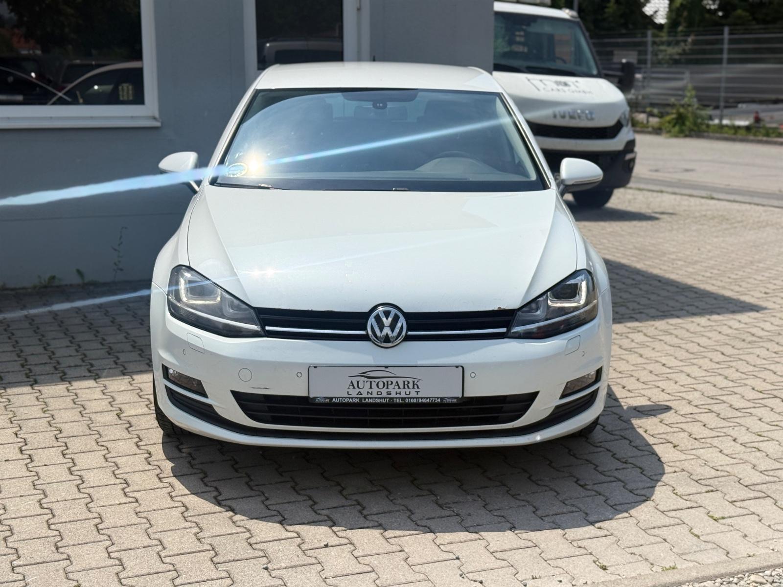 Volkswagen Golf VII Lim. Comfortline I Xenon I Sitzheizung