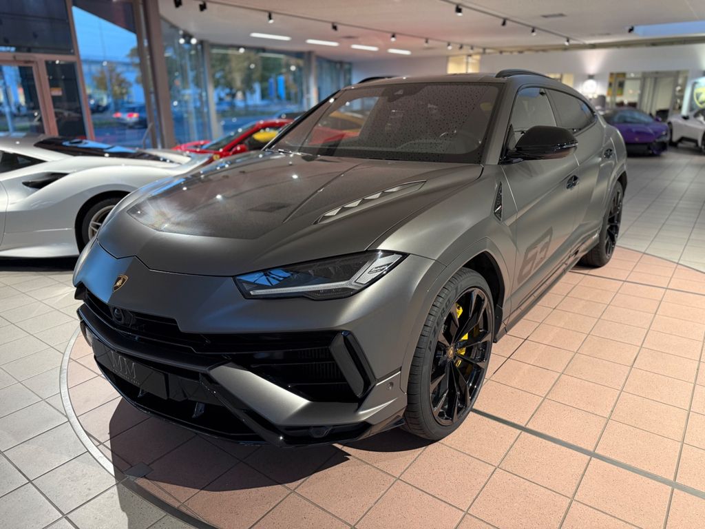 LAMBORGHINI Urus 2023