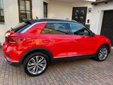 Volkswagen  Standheizung Kamera ACC 150 PS Sport - VW T-Roc von privat