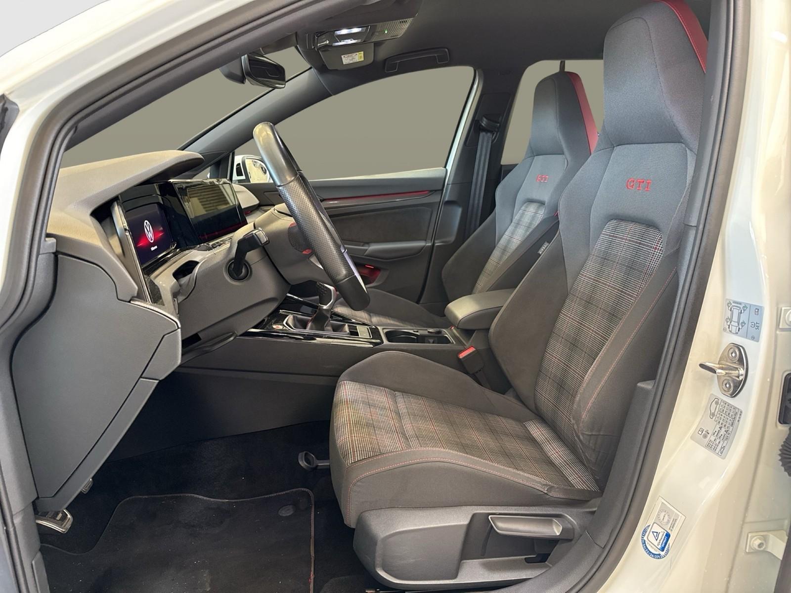 Volkswagen Golf VIII 2.0 GTI AHK CAM ACC LM19 NAVI LED+, миниатюра 7