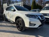 Nissan X-Trail Tekna *7-SITZER/LEDER/1.HAND/PANO* - Nissan aus 2022