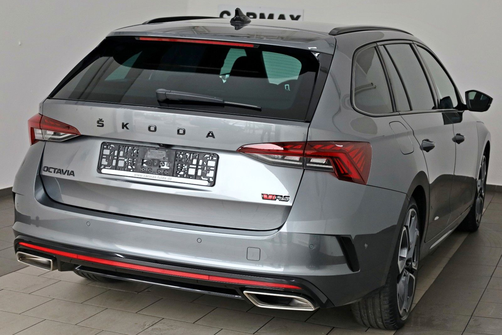 Fahrzeugabbildung SKODA Octavia Combi RS Navi,LED,HUD,ACC,Apple CarPlay
