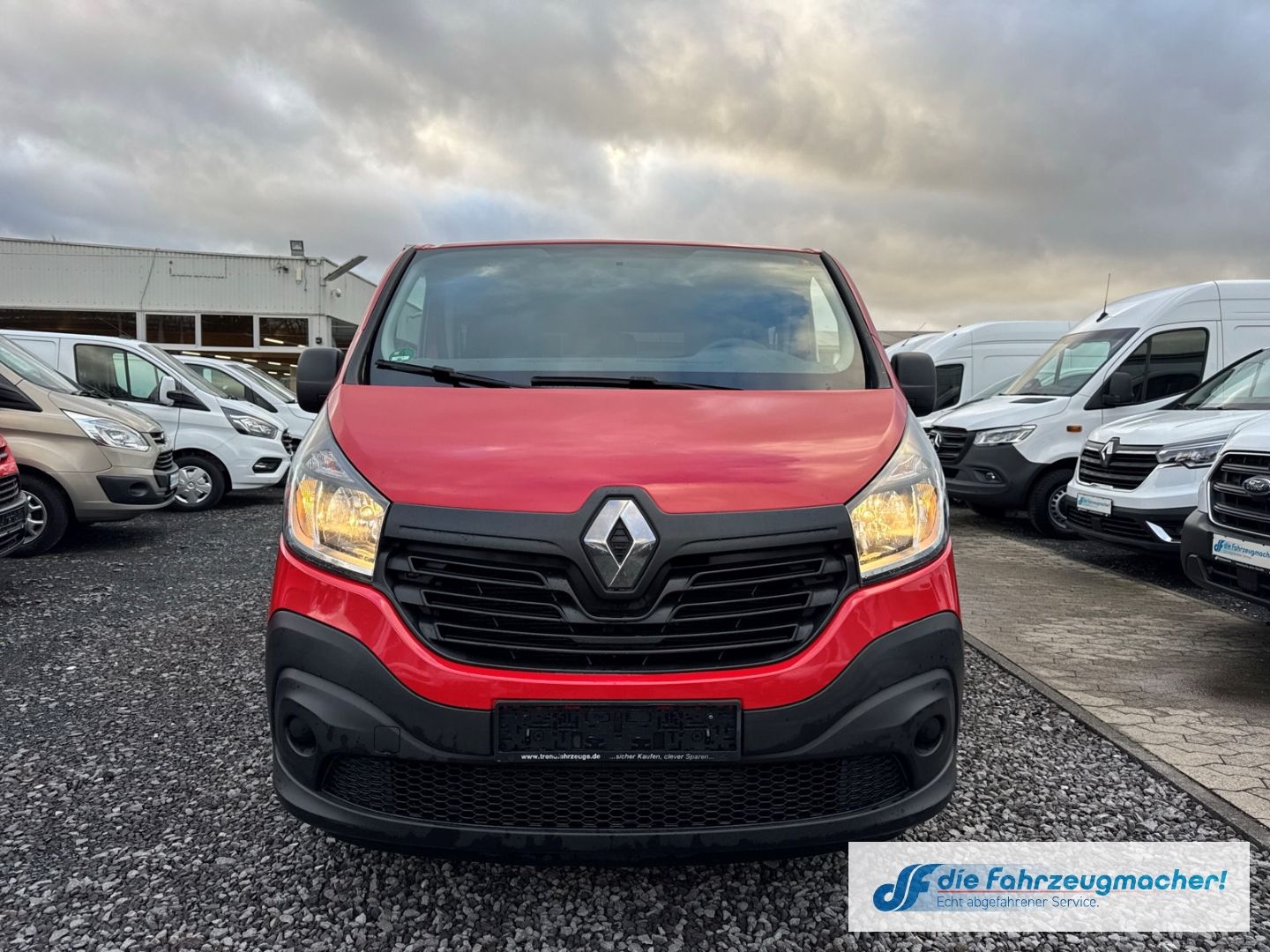 Fahrzeugabbildung Renault Trafic Combi L1H1 2,7t Expression *EXPORT