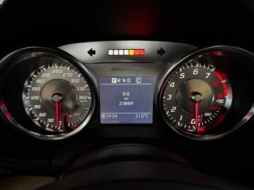 صورة مصغرة 22 لـ 2011 Mercedes-BENZ SLS AMG